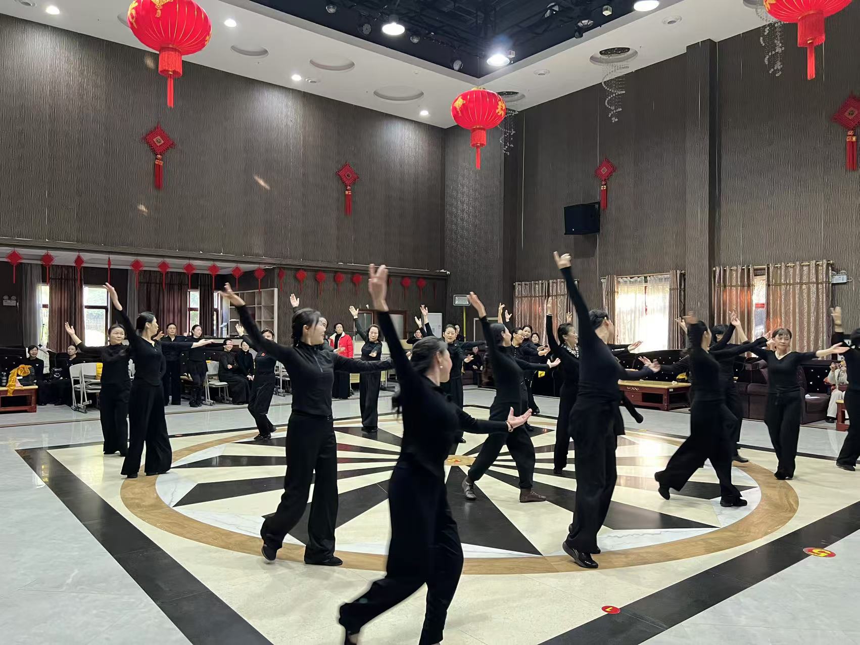 微信图片_202412061507333.jpg 微信图片_202412061507333.jpg