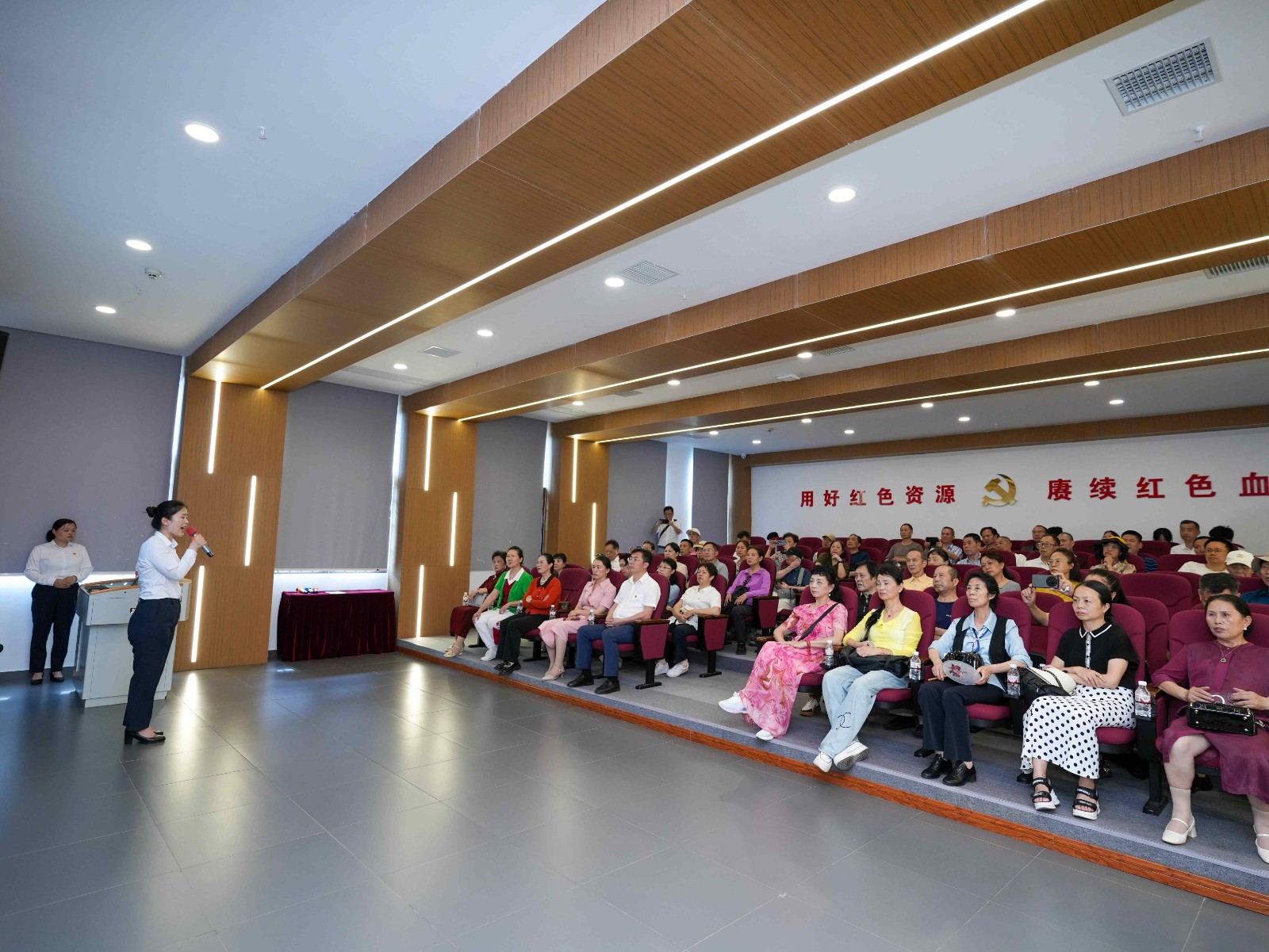 DSC00732(1).jpg DSC00732(1).jpg